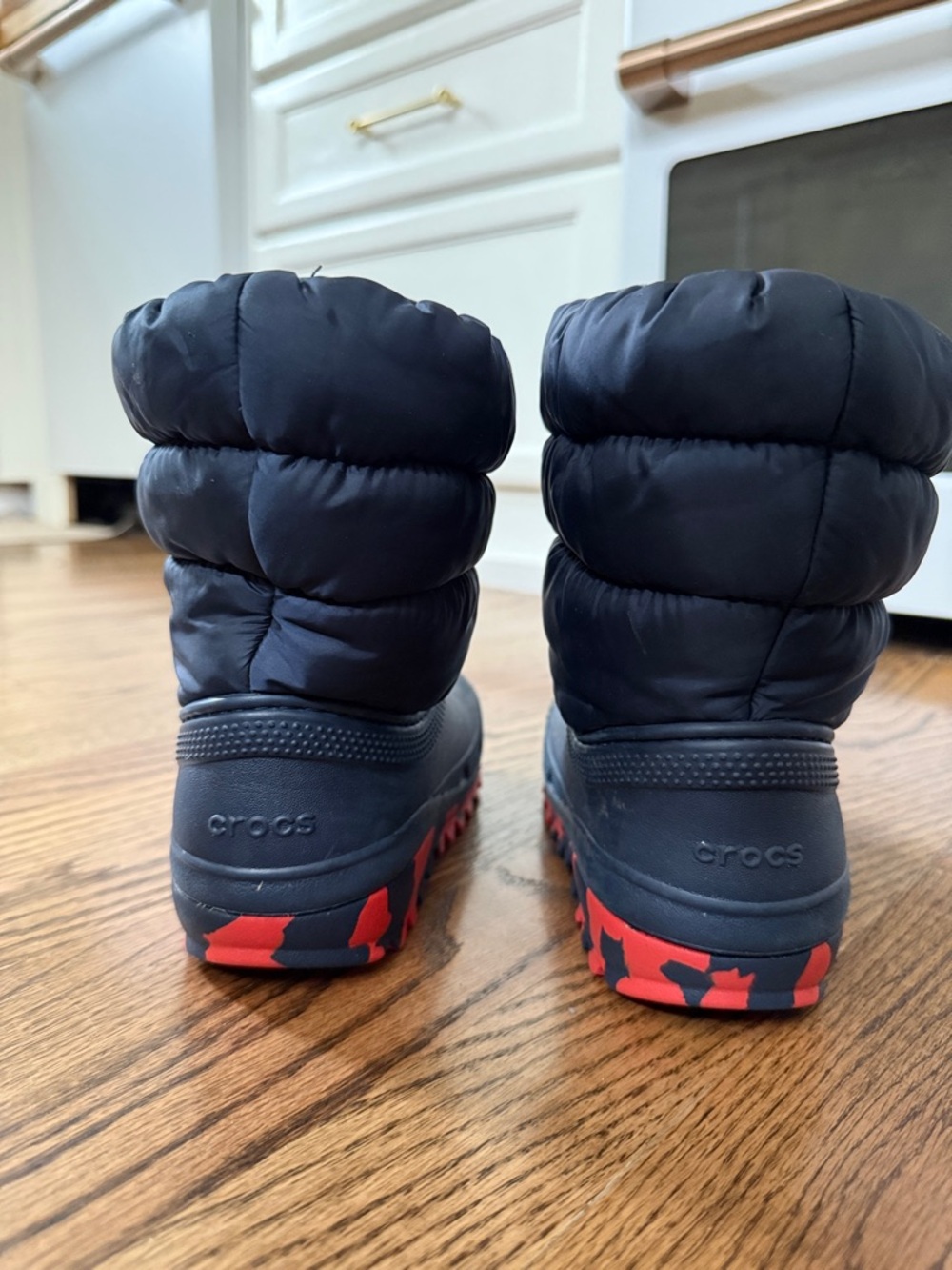 CROCS Navy Puffer Winter Boots with Red Sole Accents Size 13c - Picture 3 of 7